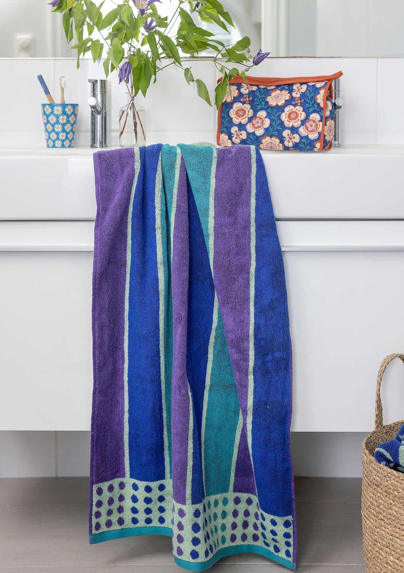 Flow-suihkupyyhe ekopuuvillaa