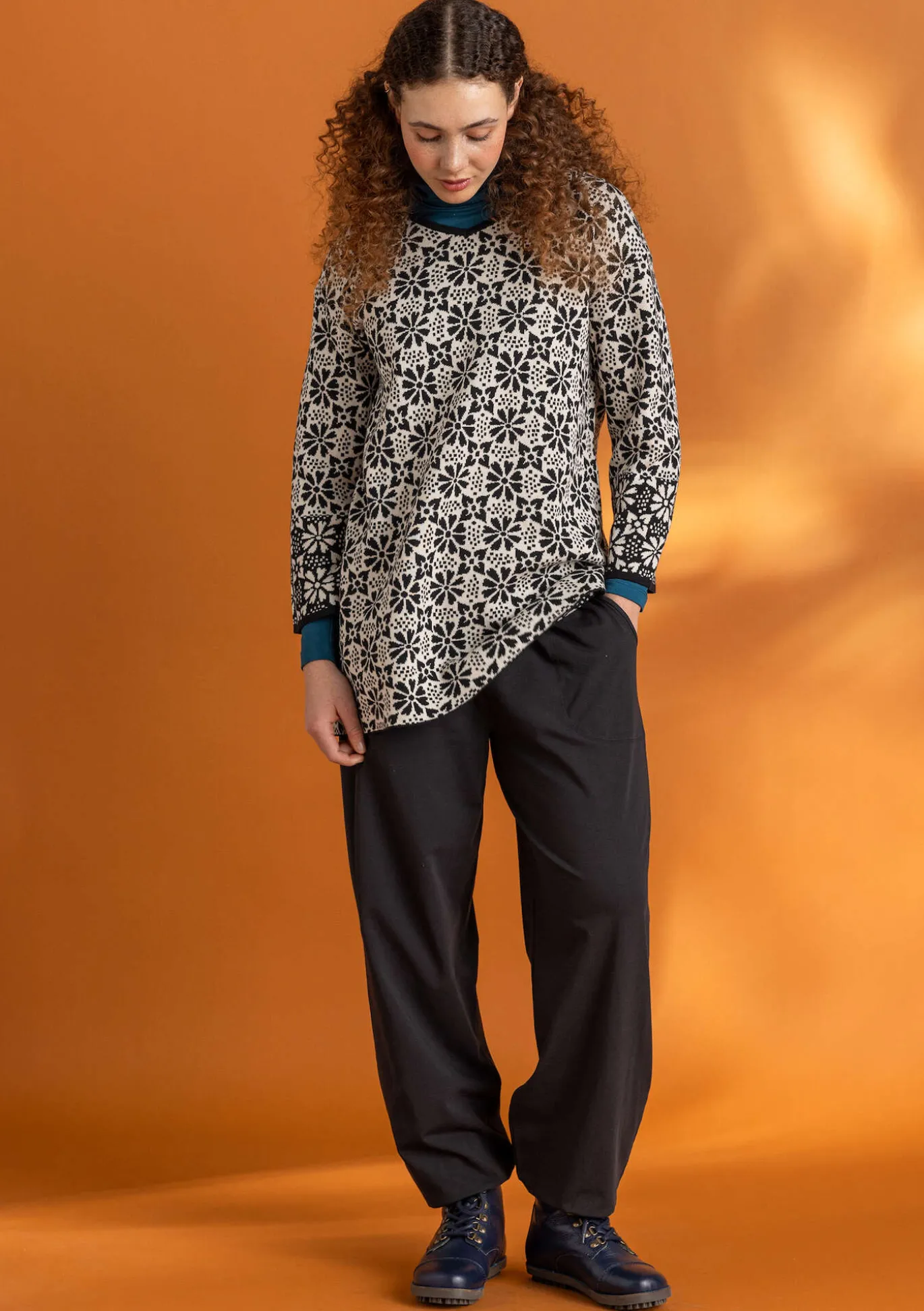 Freja-neuletunika ekopuuvillaa ja kierrätettyä puuvillaa