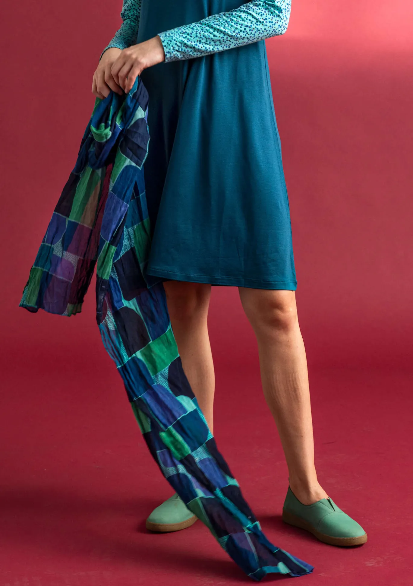 Huivi ”Hedda” ekopuuvillaa