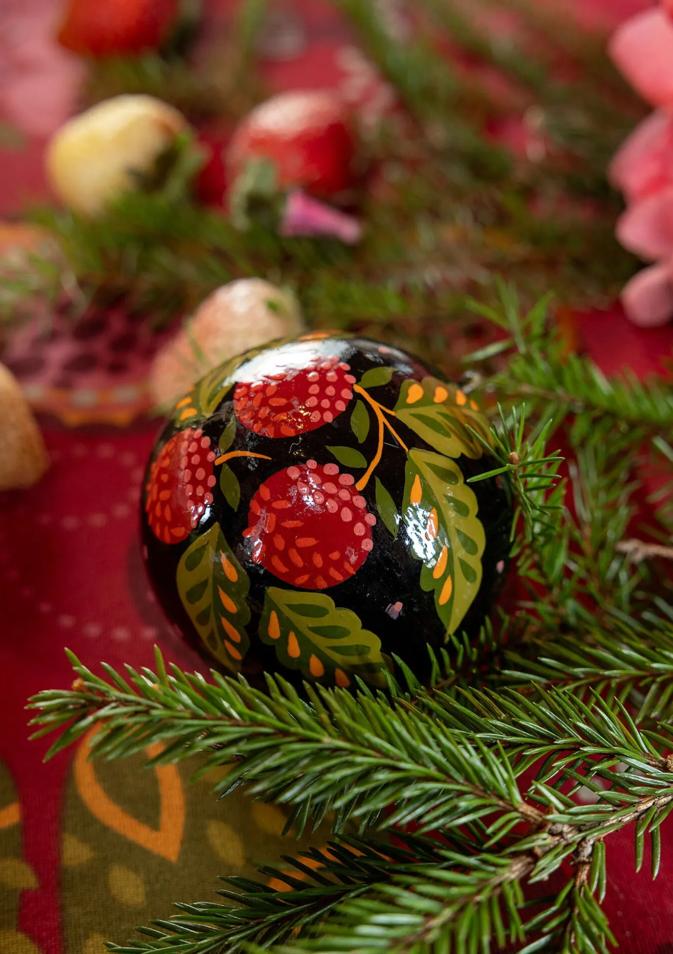 Joulupallo "Gnistra" paperimassaa