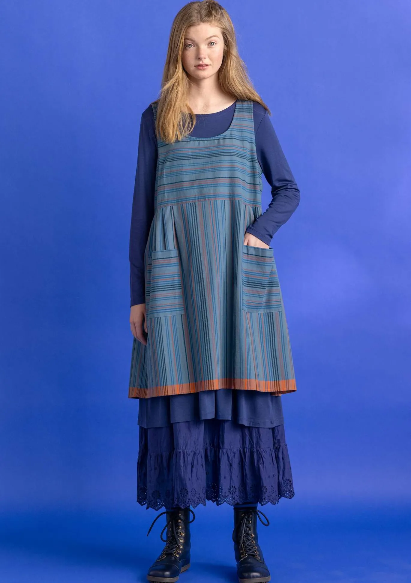 Kankainen liivimekko ”Ava” ekopuuvillaa