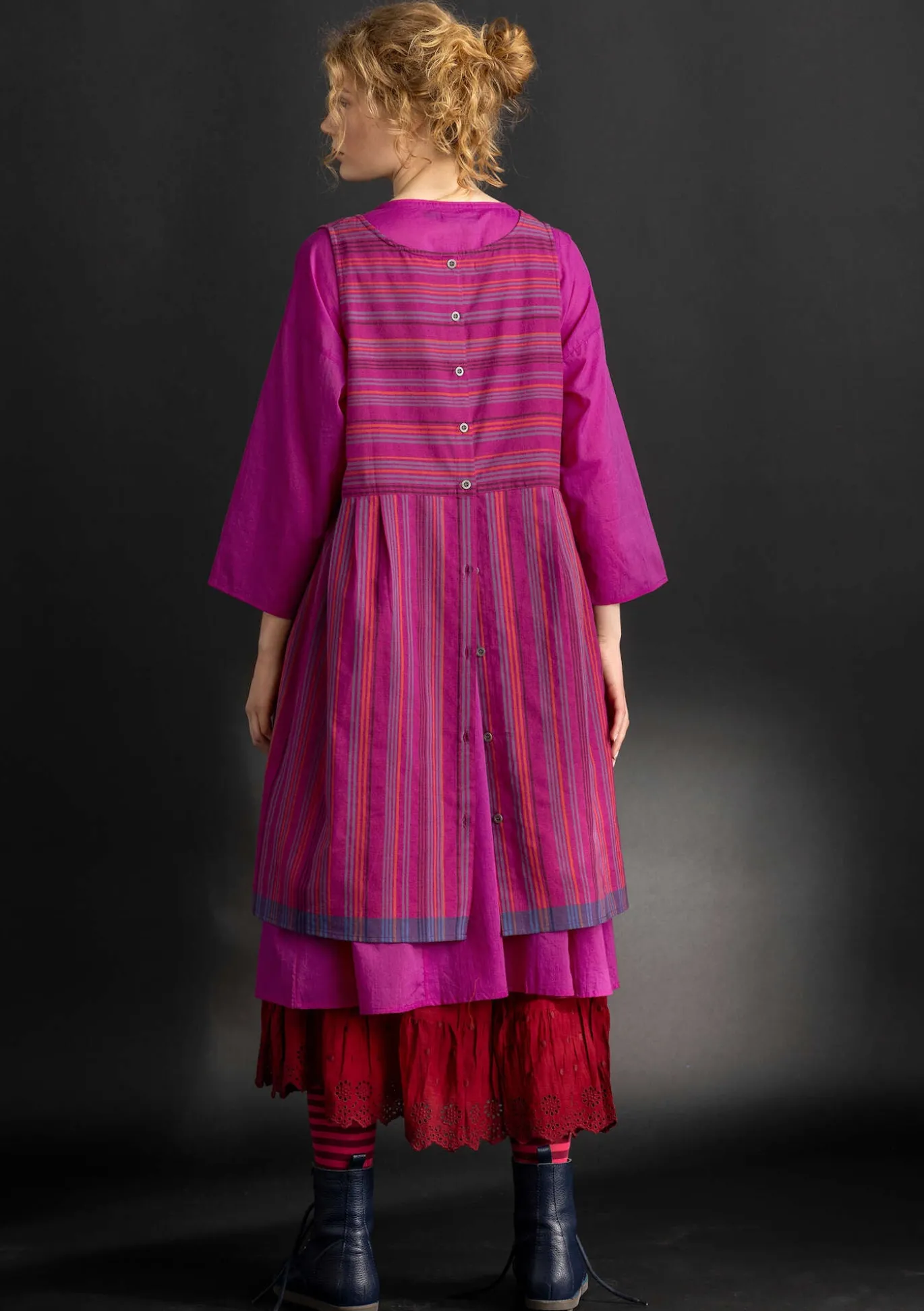 Kankainen liivimekko ”Ava” ekopuuvillaa