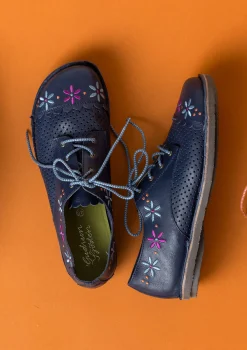 Kengät ”Freja” nappaa