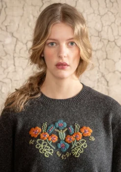 Neulepusero "Emelia" kierrätettyä villaa