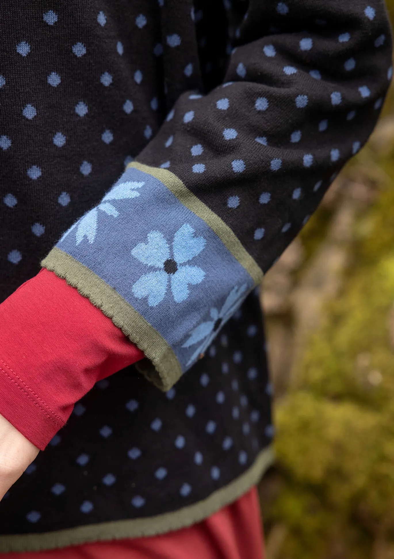 Neulepusero "Maria" ekologista ja kierrätettyä puuvillaa