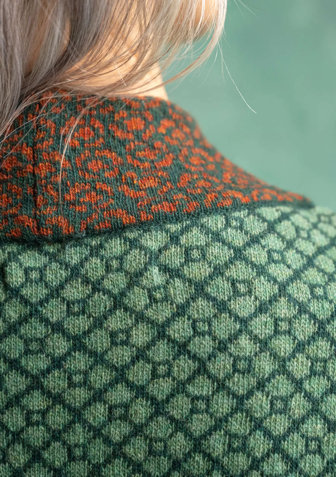 Neuletakki "Edda" kierrätettyä villasekoitetta