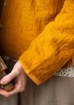 Neuletakki ”Nova” karitsanvillaa