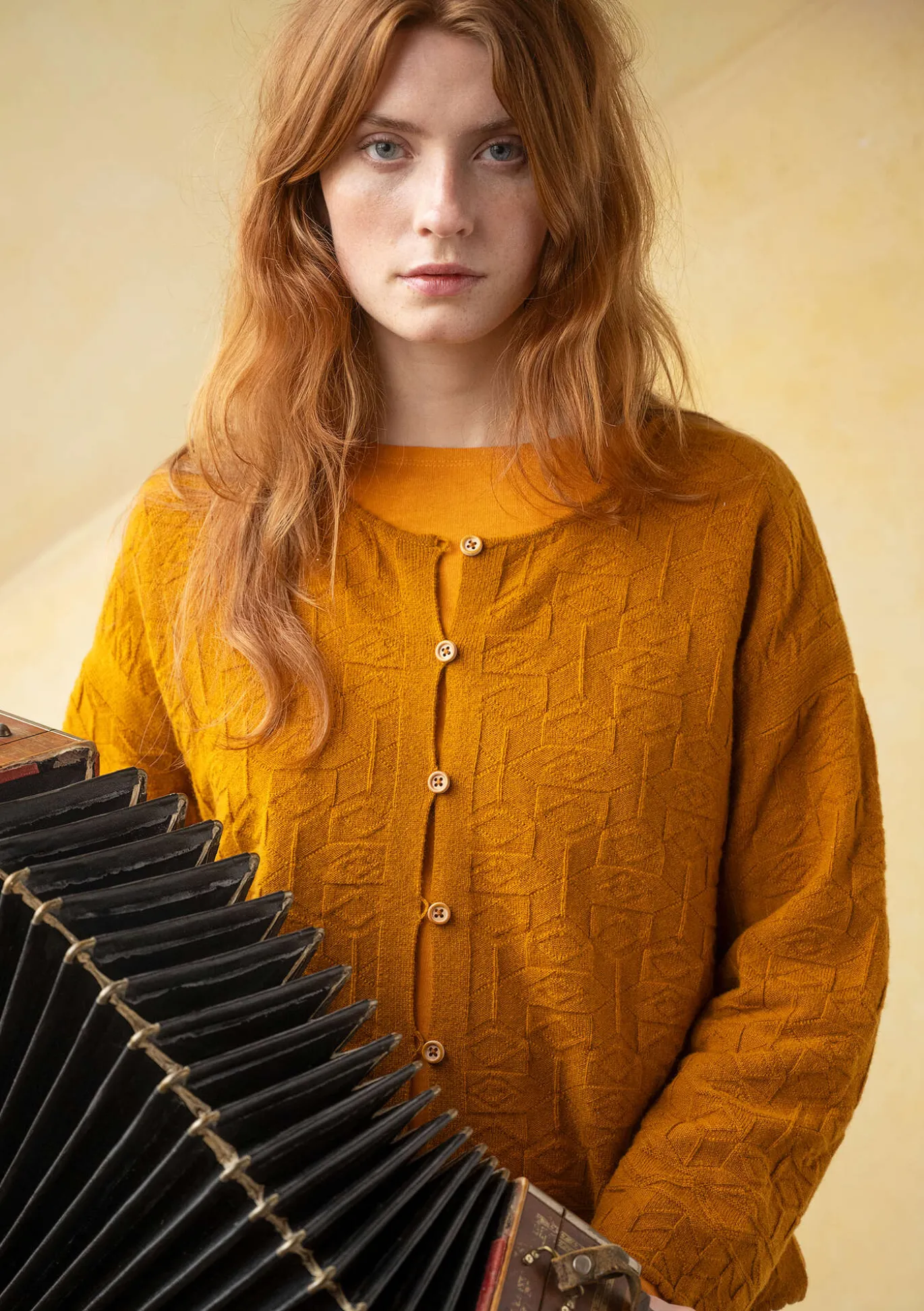 Neuletakki ”Nova” karitsanvillaa