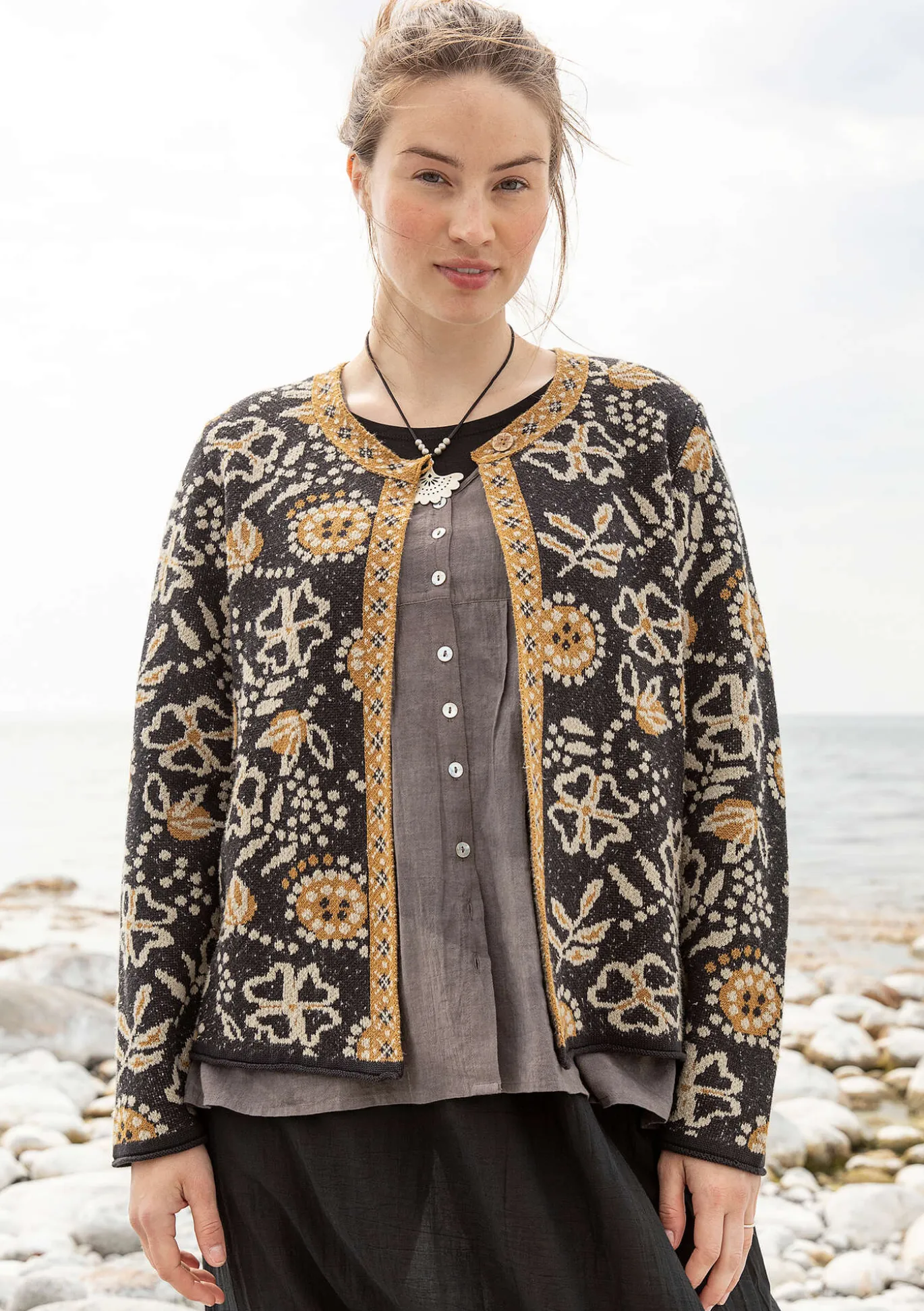 Neuletakki "Rashmi" ekopuuvillaa