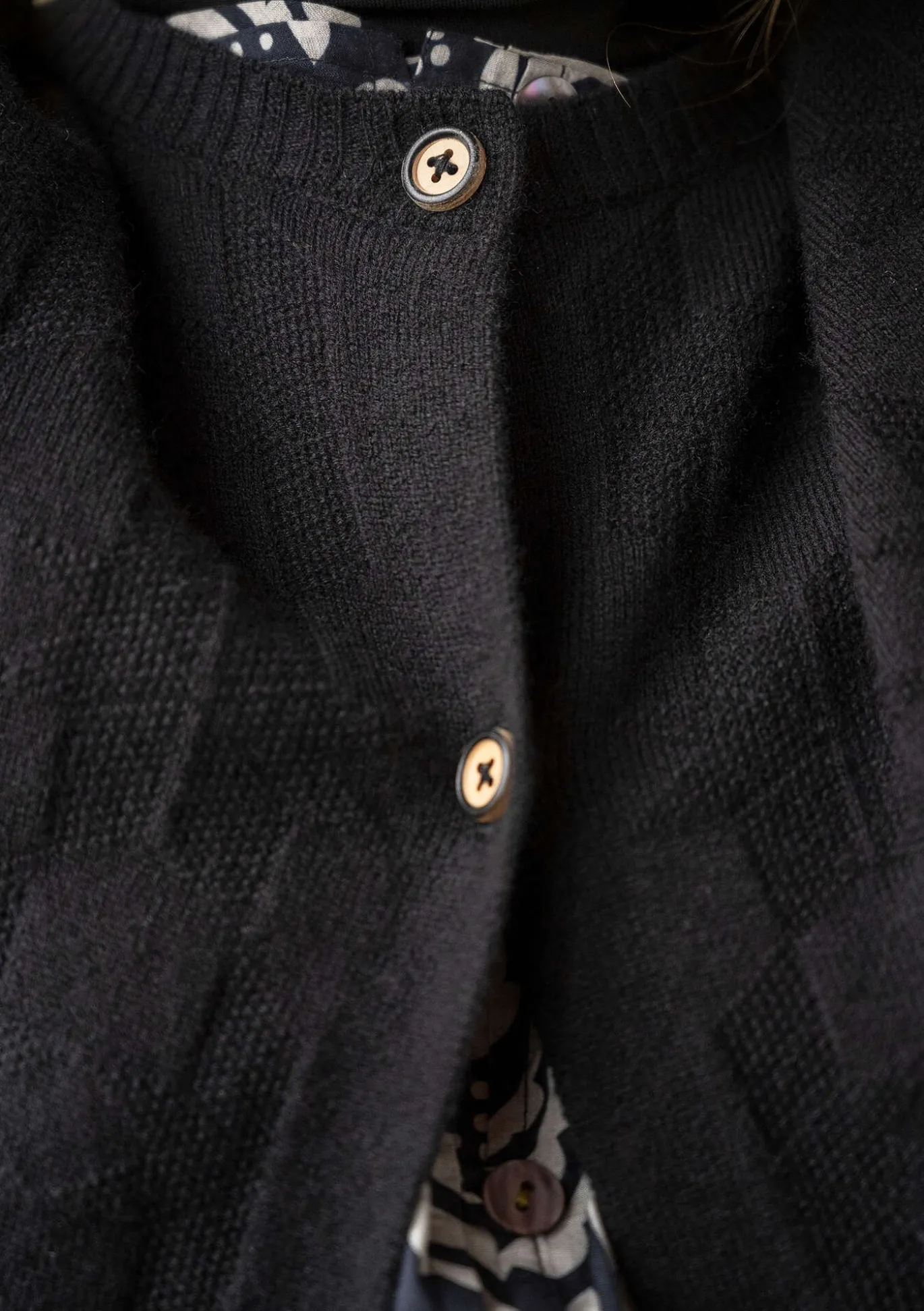 Pitkä neuletakki "Capella" karitsanvillaa