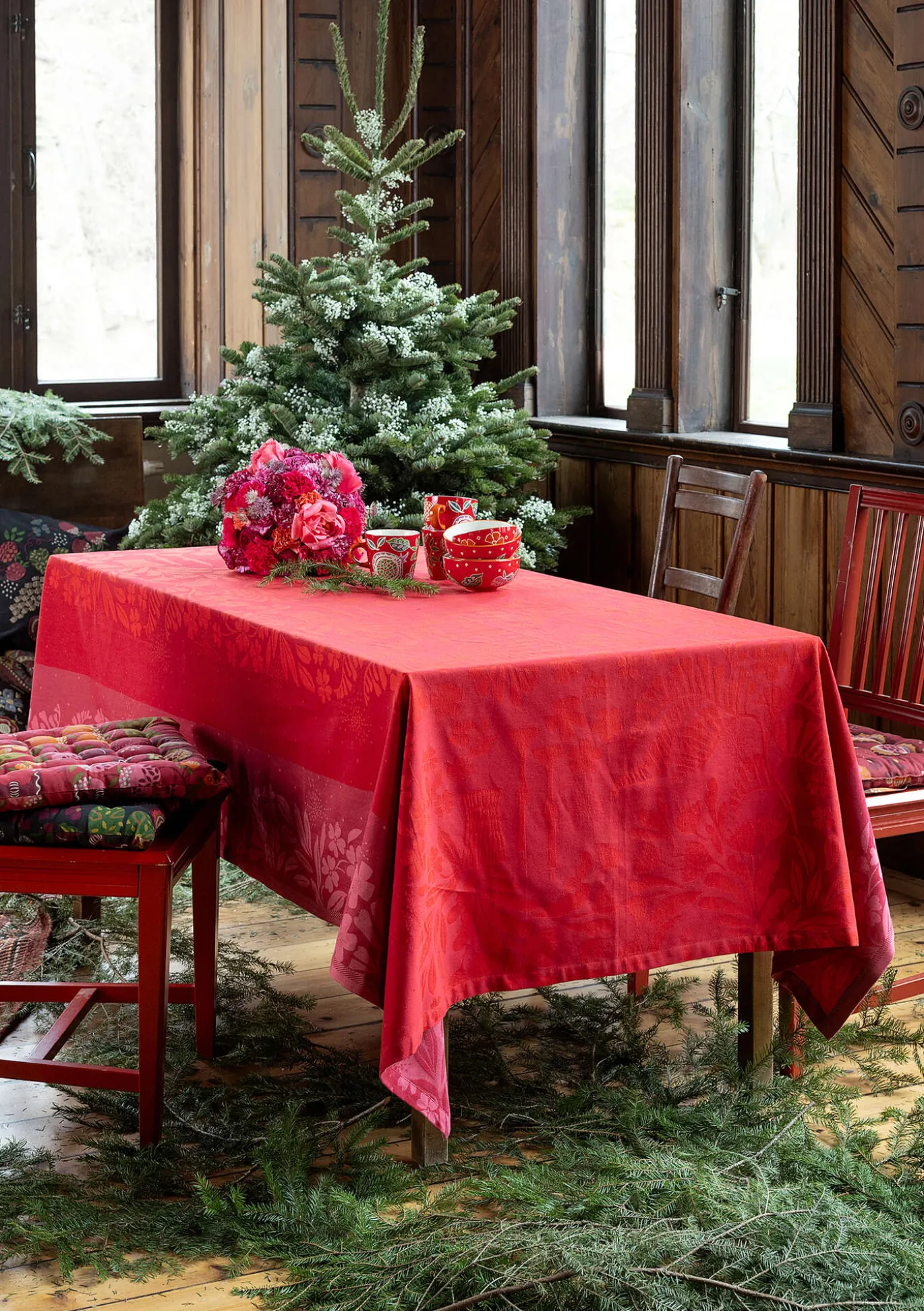 Pöytäliina "Baluns" ekopuuvillaa