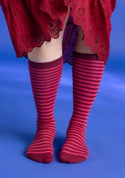 Raidalliset polvisukat ekopuuvillaa