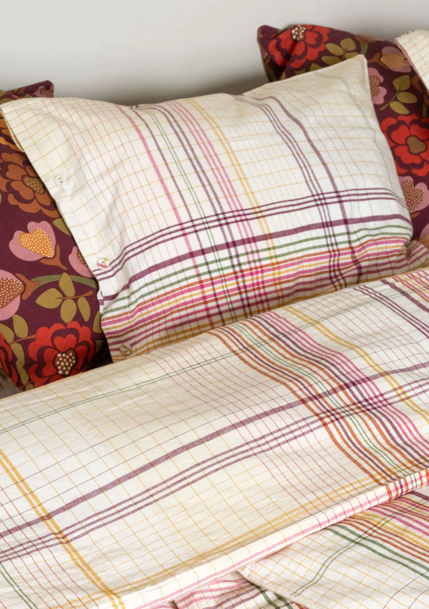 Tyynyliina "Rainbow" ekopuuvillaa